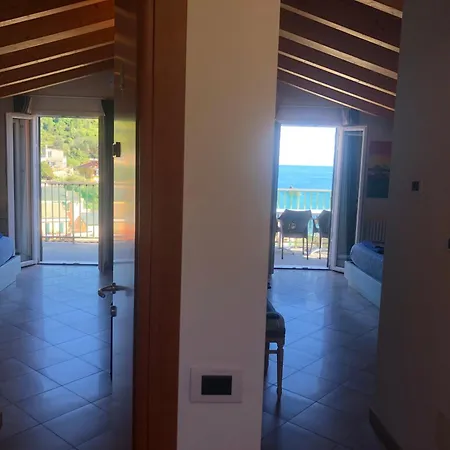 Da Nani Two Bedrooms Balcony Sea View Apartment Monterosso al Mare